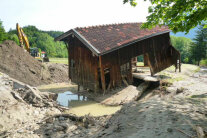 Zerstörter Feldstadel und Vermurungen